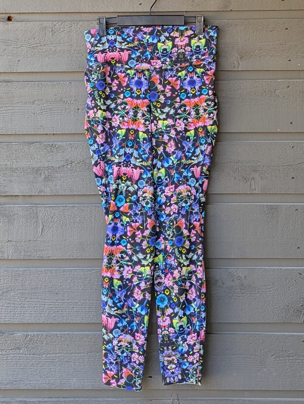 Lululemon Base Pace High-Rise Tight 28" *Brushed Nulux Flowerscope Black Multi 8